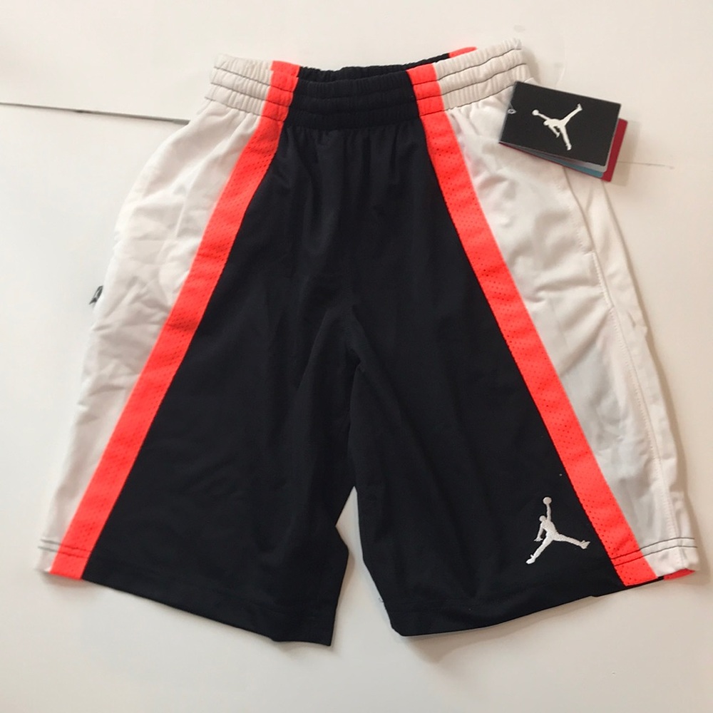 Nike Jordan basketball shorts Boys D38-40